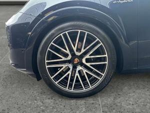 Porsche Cayenne Bild 14