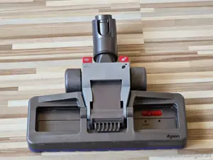 Dyson DC33C neue , beutelloser staubsauger mit Zubehör  , OVP  Bild 3
