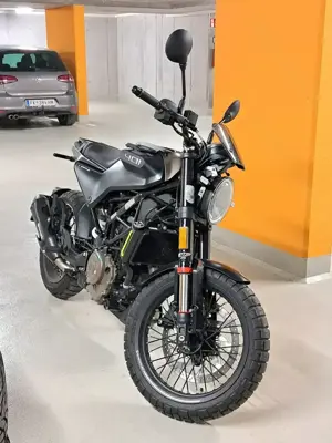 Husyuarna SVARTPILEN 401