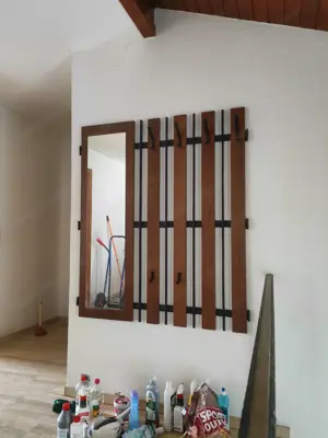 Garderobe zu verschenken 