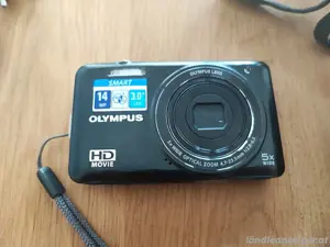 Olympus - D715 Digital Camera Bild 2