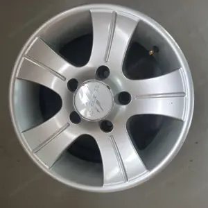 Verkaufe 4 Stk. Alufelgen für KIA Sorento 1