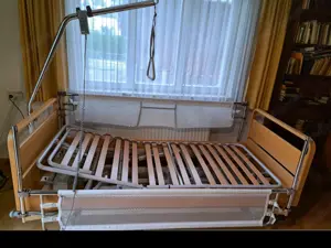 Pflegebett Krankenbett Bild 4
