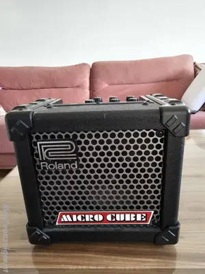Roland Cube Verstärker.. Bild 2