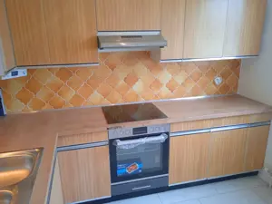 hofseitige 3 Zimmer-Wohnung in zentraler Lage nahe U1 Bild 4