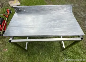 Edelstahl Arbeitsplatte Bild 2