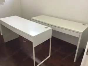 2 Ikea Schreibtische gratis Bild 2