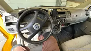 VW T5 Transporter Bild 6
