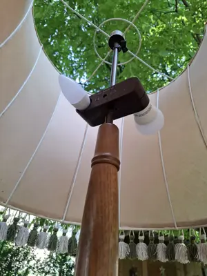 Stehlampe Vintage mit Eichenholzgestell Bild 4