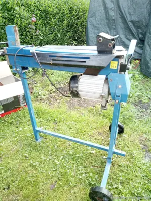 Spalter 220 Volt Bild 2