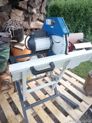 Wippkreissäge