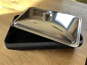 Miele Bräter Auflaufform mit Brathaube Aluguss Bild 3