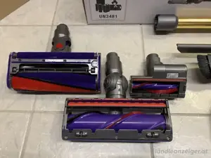 Dyson V10 absolute Gold 3 Bürsten und filter neue , OVP inkluse  Bild 4