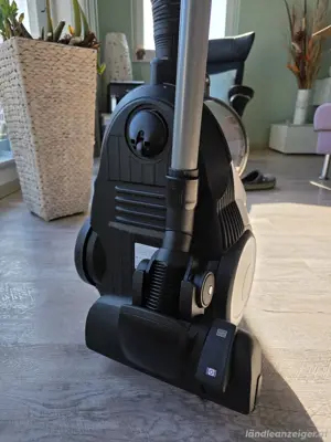Bosch serie 6 BGC41 HYG . Boden- staubsauger weib mit zubehör Bild 3