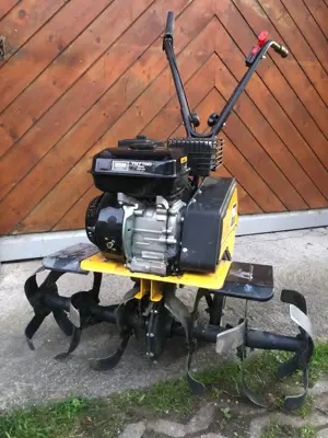 Motorhacke   Gartenfräße
