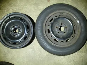 Rollwiderstandsarmer Sommerreifen Goodyear 185 60 R 14 auf Stahlfelge + zweite Felge