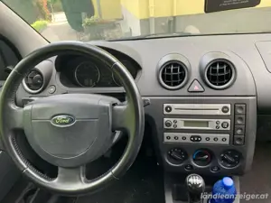 Ford Fiesta EXPORT auto Bild 2