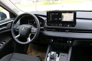 Mitsubishi Outlander Bild 13