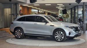 Mercedes-Benz EQC Bild 2