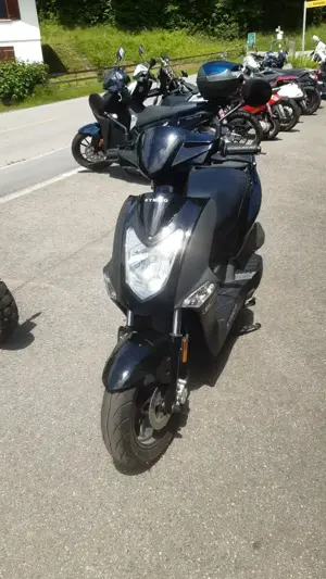 Kymco Mopedroller, EZ September 2024, fast neu Bild 2