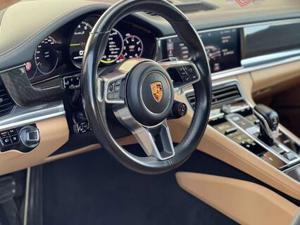 Porsche Panamera Bild 11
