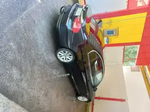 BMW 318i E90 Sehr gut erhaltener BMW 318i E90    9.400 Vhb Bild 9