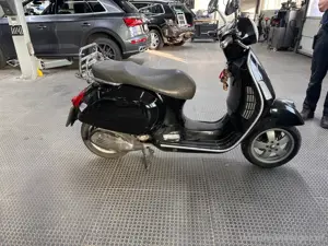Vespa 125  Gts Bild 4
