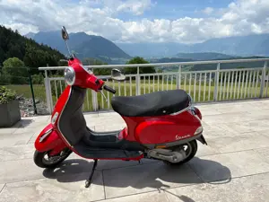 Vespa LX 50 Moped   Mofa