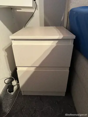 2 weiße Nachttische zu verkaufen Bild 3