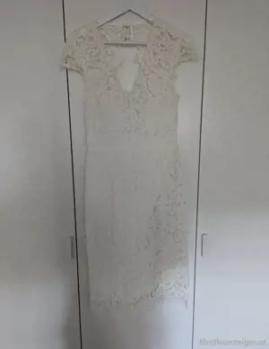 Spitzenkleid (Hochzeit)