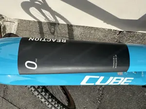 E-MTB CUBE - Wie neu - zu verkaufen! Bild 2
