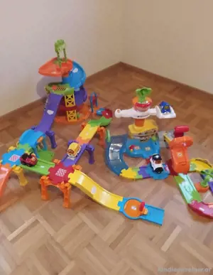 Tut Tut Parkhaus, Flughafen, Erweiterung