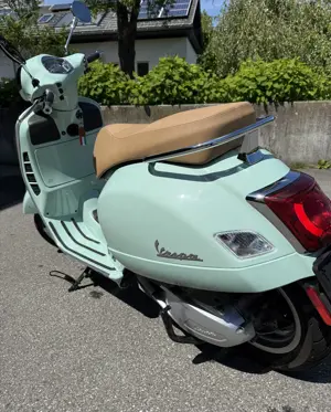 Vespa GTS 300 ABS Bild 5
