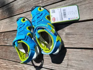 Sandalen Gr.35 NEU