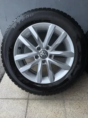 vw felgen 5-112    215-60-16 alu mit winterreifen Bild 3