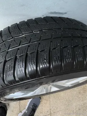 vw felgen 5-112    215-60-16 alu mit winterreifen Bild 5