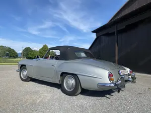 Oldtimer Mercedes 190SL 1965 Bild 2