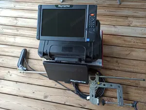 Echolot Raymarine Element 12 Bild 2