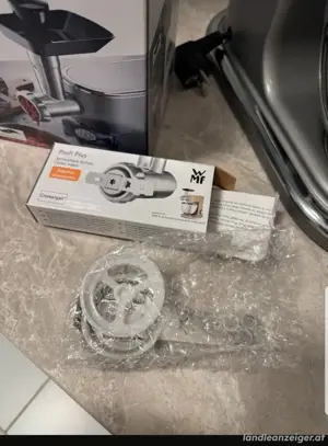 WMF Küchenmaschine Profi Plus mit  Fleischwolf+Spritzgebäckvorsatz  Bild 7