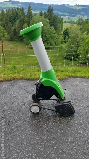 Häcksler Viking GE250 Schredder Gartenhäcksler Bild 2