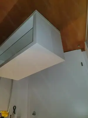 2 gemütliche Polstersessel hellgrau inkl. Wohnzimmertisch weiß Bild 2