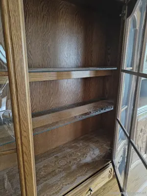 Schrankwand, Massiv Holz, Handgeschnitzte Motive Bild 8