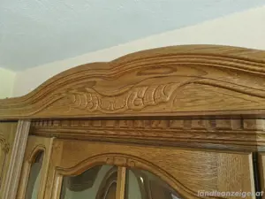 Schrankwand, Massiv Holz, Handgeschnitzte Motive Bild 6