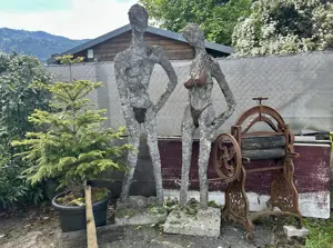 Wäschemangel, antike Dekoration - Garten Bild 3