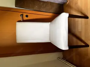 4 Stühle abzugeben