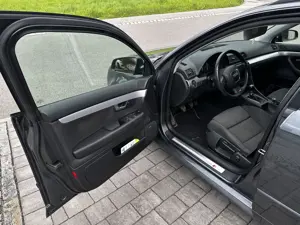 Aufi A4 2.0 S-line Bild 7