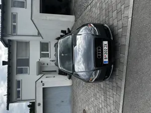 Aufi A4 2.0 S-line Bild 3