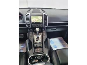 Porsche Cayenne Bild 13