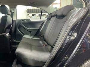 VW Jetta Bild 8