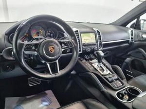 Porsche Cayenne Bild 10